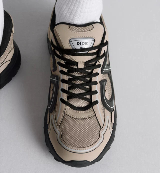 B30 Sneakers
